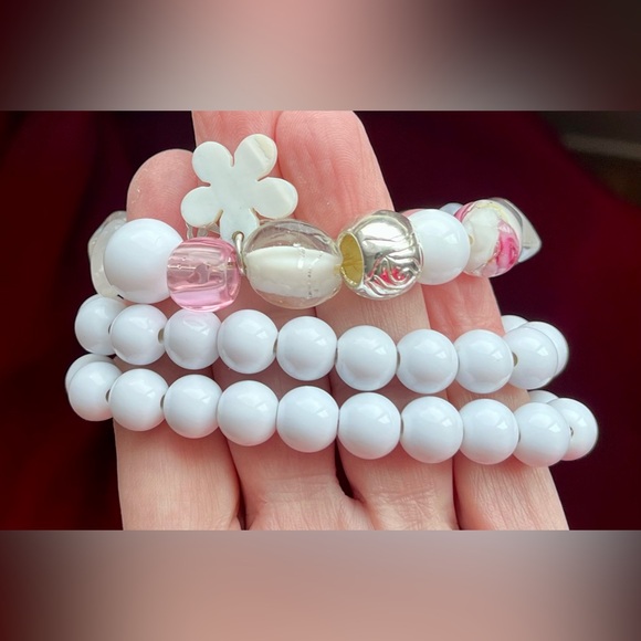 Bracelets, 3 elastic white 2 bead 1 glass - jewelry - Picture 14 of 16